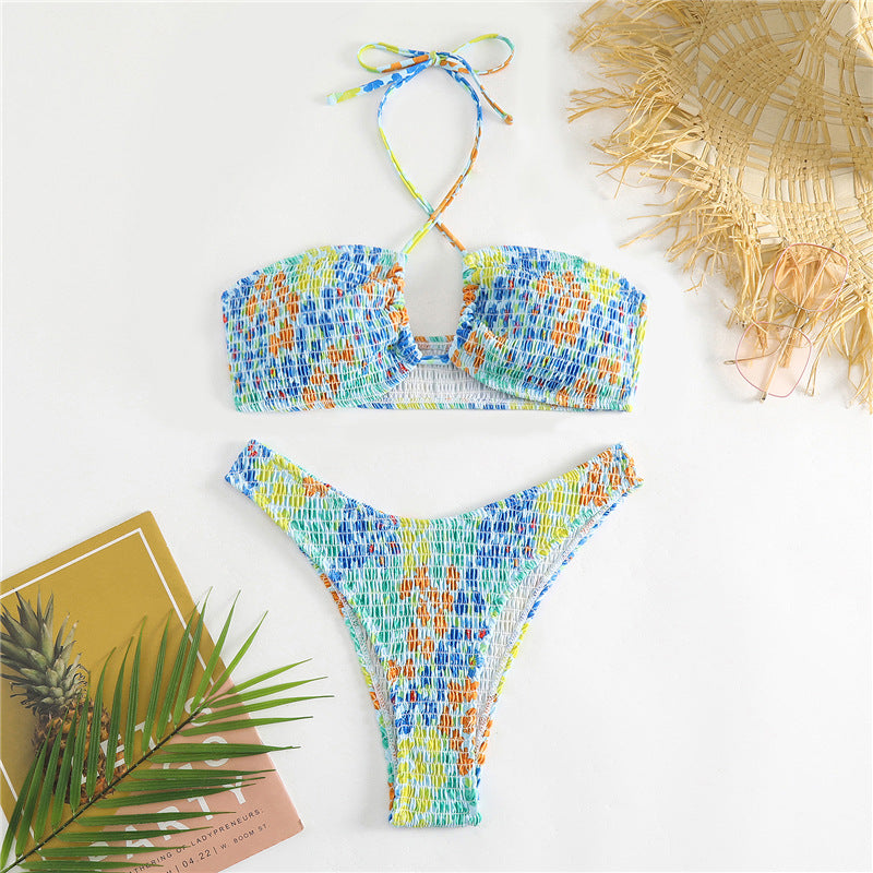 Damen Bandeau-Bikini mit verspieltem Wickeldetail und buntem Design Echo Archiv