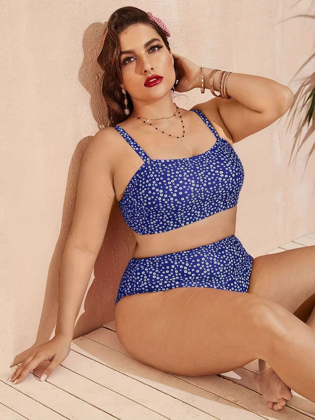 Damen Hochgeschnittener Bikini mit verspieltem Punktedesign Echo Archiv