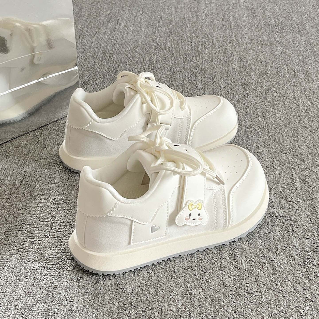 Damen Sportliche Sneakers mit verspielten Applikationen und atmungsaktiver Sohle Echo Archiv