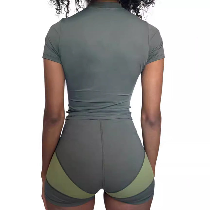 Damen sportliches Set mit kurzem Oberteil und Shorts Echo Archiv
