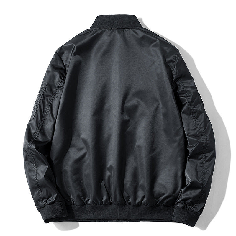 Herren Bomberjacke im Aviator-Style mit Patchapplikationen, Nylon-Shell und Ärmeltasche Echoarchiv