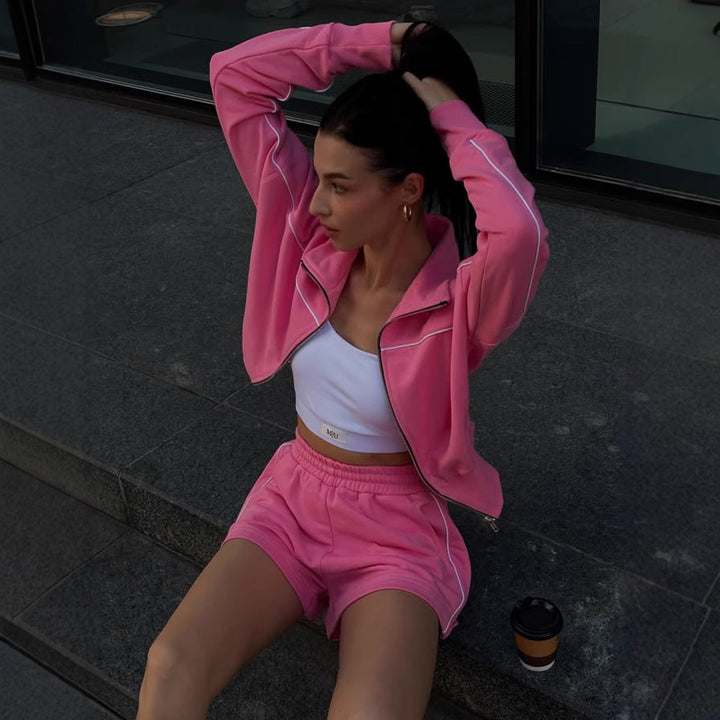 Damen nan athletischer Zweiteiler mit formendem Sportbustier, taillierter Highwaist-Sweatshorts und Zip-Hoodie Echo Archiv
