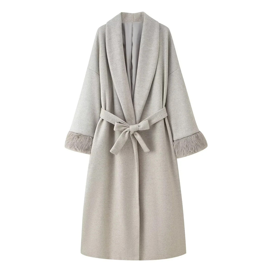 Damen oversize Mantelrobe mit weitem Schalkragen, Taillenband und Fauxfur-Manschetten – Montévia