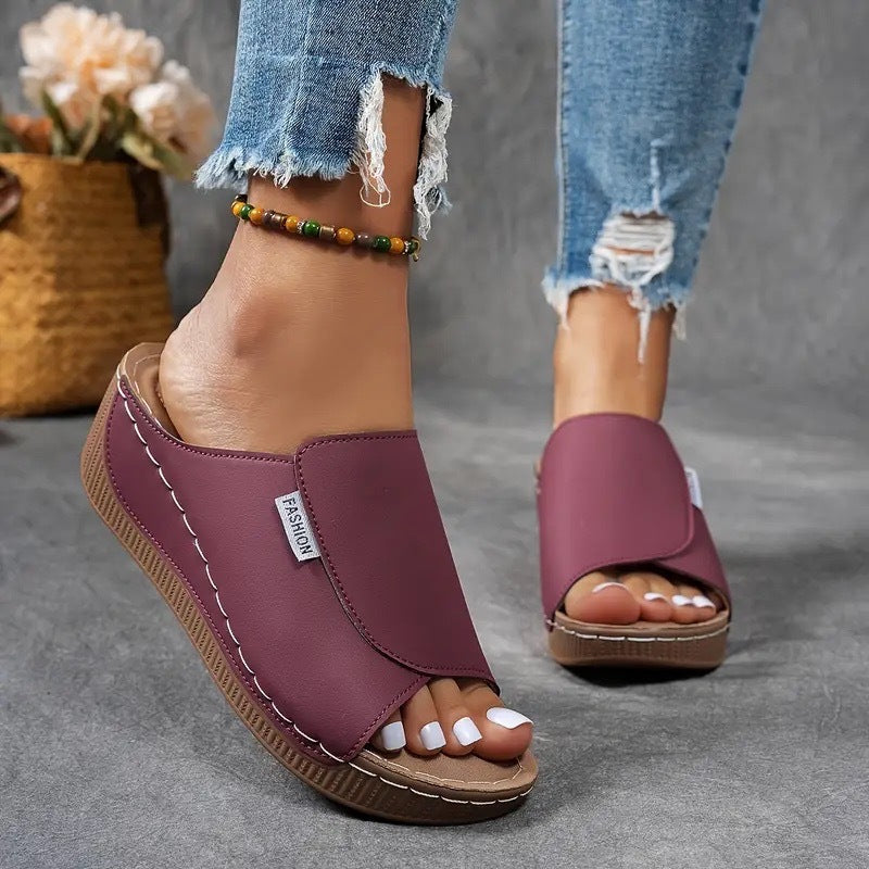 Damen nan anatomisch geformte Schlupf-Sandale mit ergonomischer Keilsohle und genähter Randnaht Echo Archiv