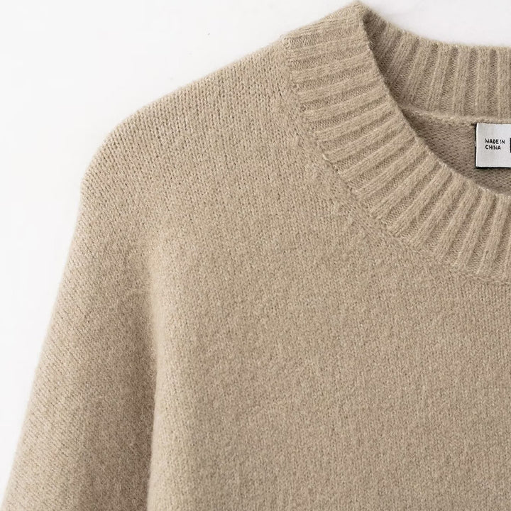 Damen Feiner Oversize-Strickpullover mit Rundhalsausschnitt, überschnittenen Schultern und extra langen Rippbündchen Echoarchiv