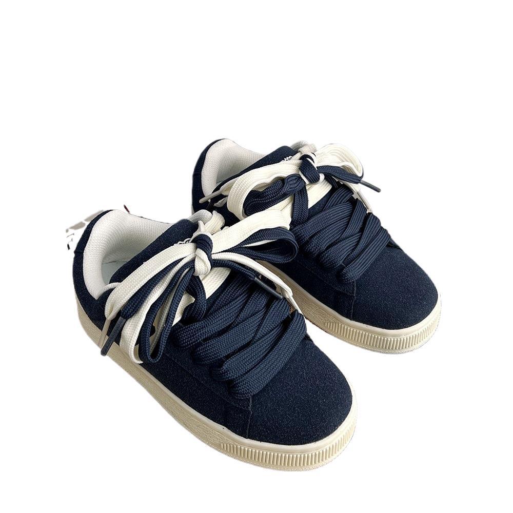 Herren Sportliche Sneakers aus Wildleder Echoarchiv