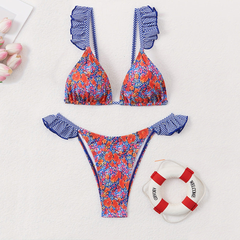 Damen Triangel-Bikini mit verspielten Rüschendetails und floralem Muster Echo Archiv
