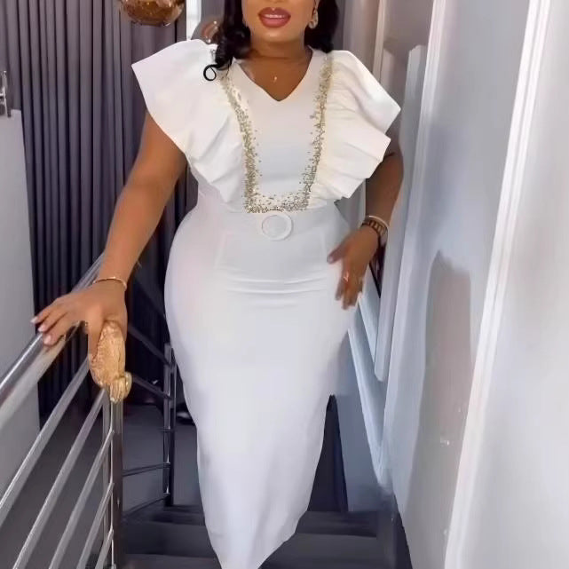 Damen Elegantes Kleid mit voluminösen Rüschendetails und glamourösem Akzent Echo Archiv