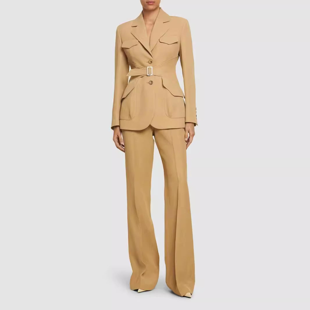 Damen Zweiteiliger Hosenanzug im Tailoring mit tailliertem Blazer und weitem Bein Echoarchiv