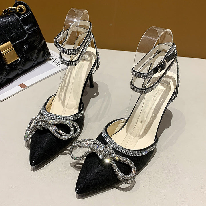 Damen nan spitze Riemchen-Pumps mit funkelnder Strass-Schleifenapplikation und verstellbarem Knöchelriemen Echo Archiv