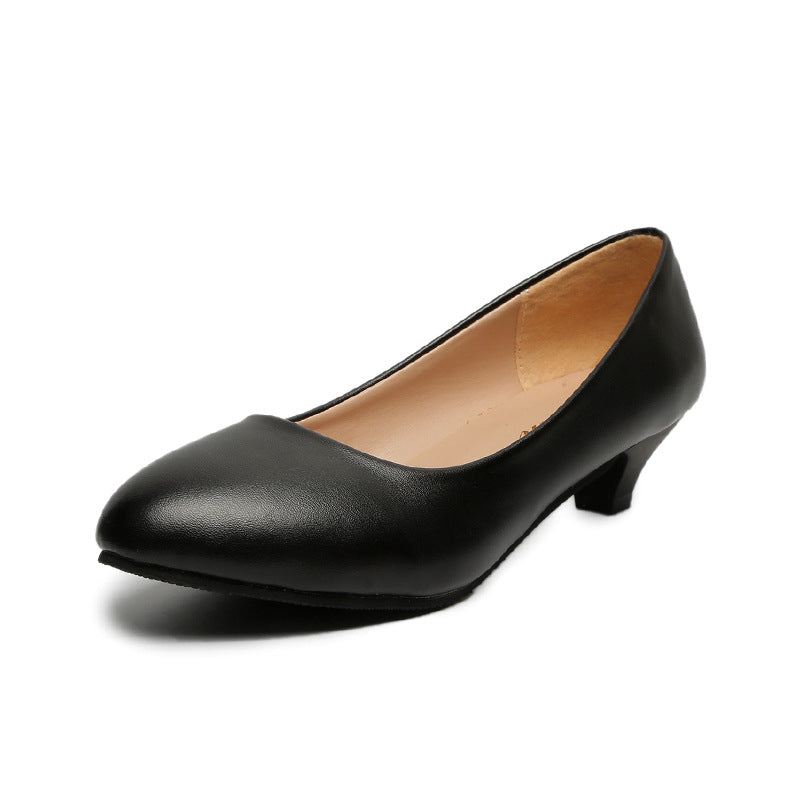 Damen nan spitz zulaufende Pumps in Hochglanz-Lackoptik mit niedrigem konischem Absatz gepolstertem Komfortfußbett und weichem Innenfutter Echo Archiv