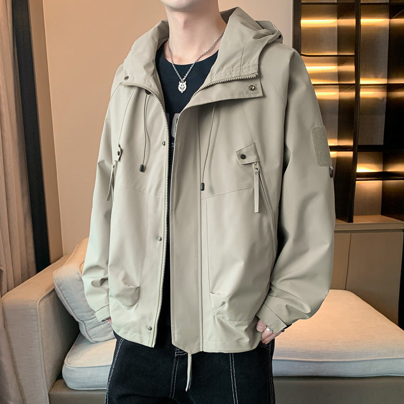 Herren lässige Outdoor-Jacke mit verstellbarer Kapuze und praktischen Taschen Echoarchiv