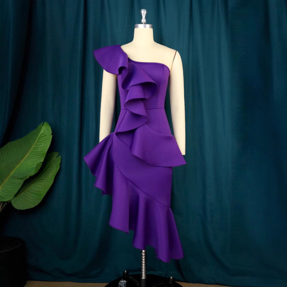Damen Elegantes Maxi Kleid mit asymmetrischem Rüschendesign Echo Archiv