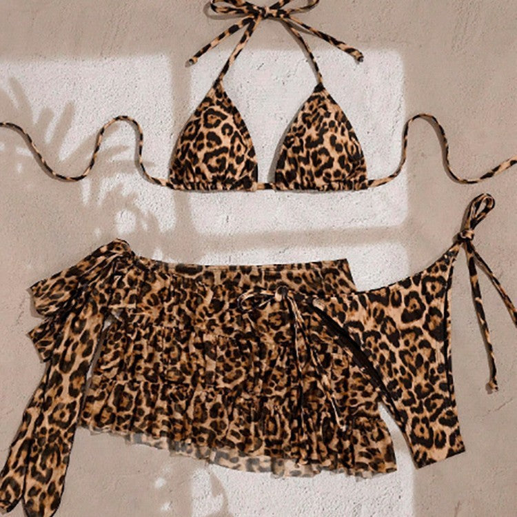 Damen Triangel-Bikini-Set mit Rüschenslip und eleganten Details Echo Archiv