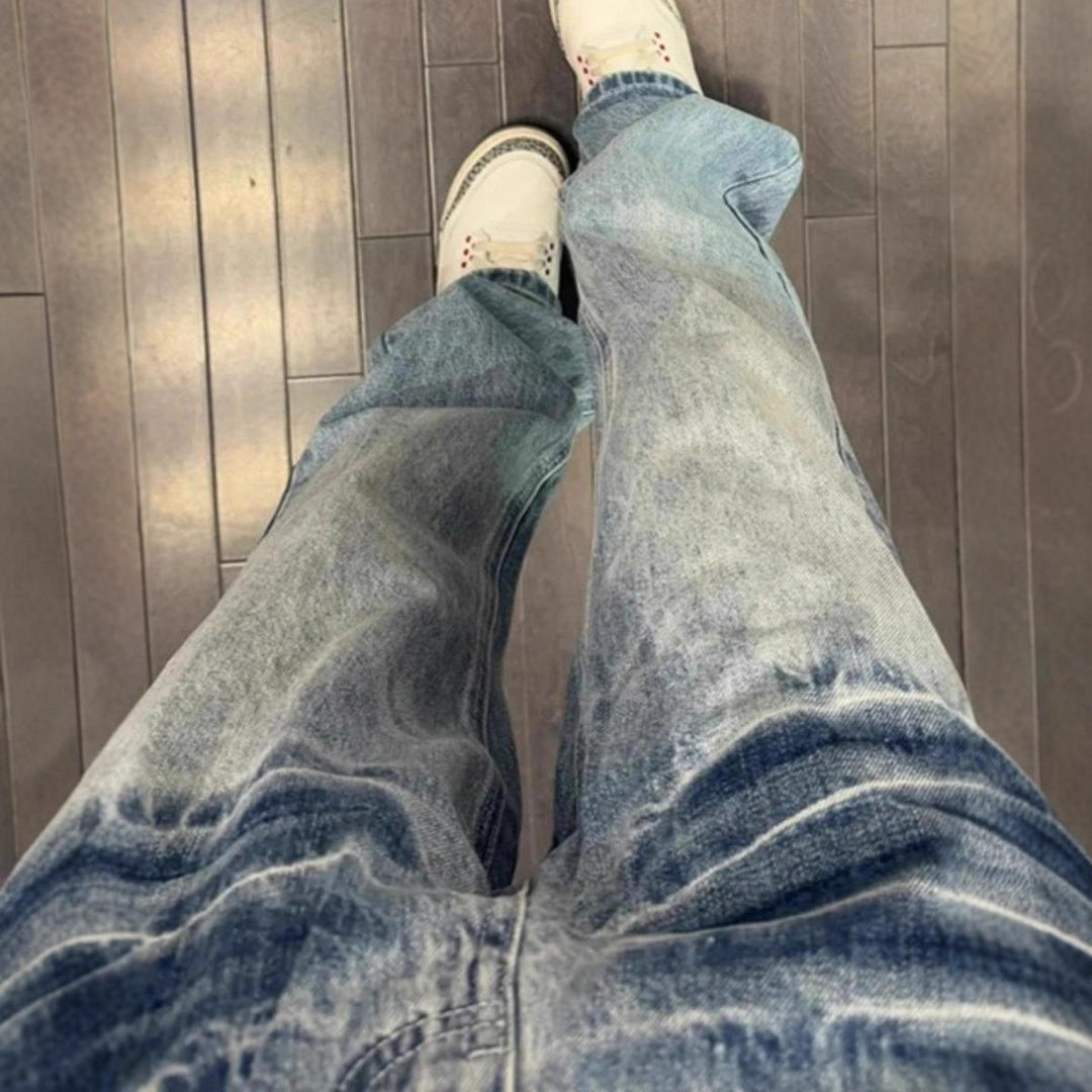 Herren Lässige Jeans im Used-Look Echoarchiv