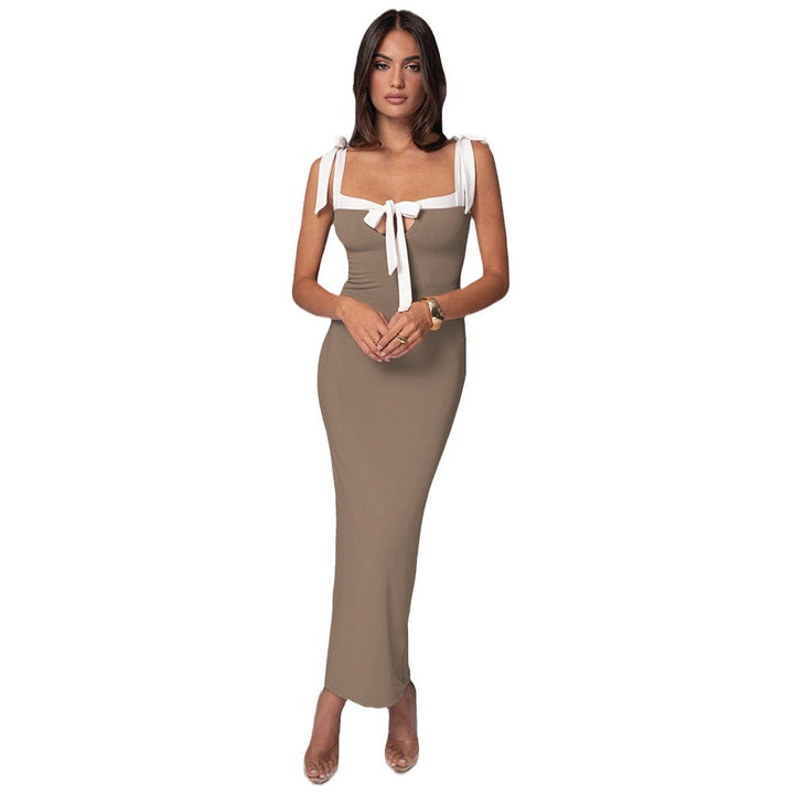 Damen Elegantes Maxikleid mit schmalem Oberteil und dekorativen Schleifen Echo Archiv