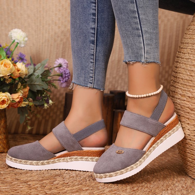 Damen  Espadrille-Keilpantoletten mit elastischem Fersenriemen, Veloursoptik-Obermaterial und geflochtenem Jute-Plateau Echo Archiv