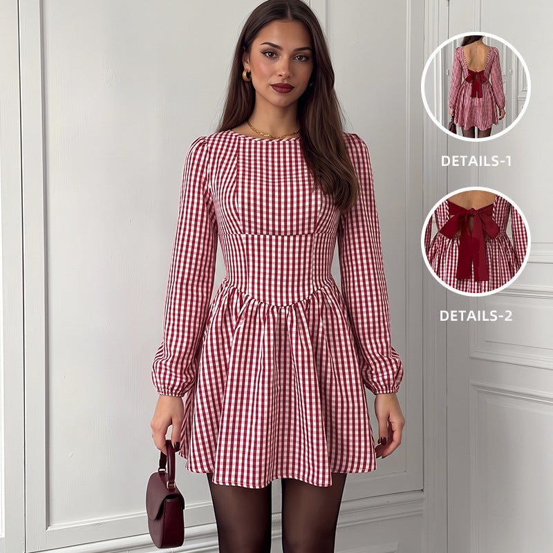 Damen Kariertes Corsagen-Minikleid mit taillierter Schnittführung und gerafftem Rock – Élara