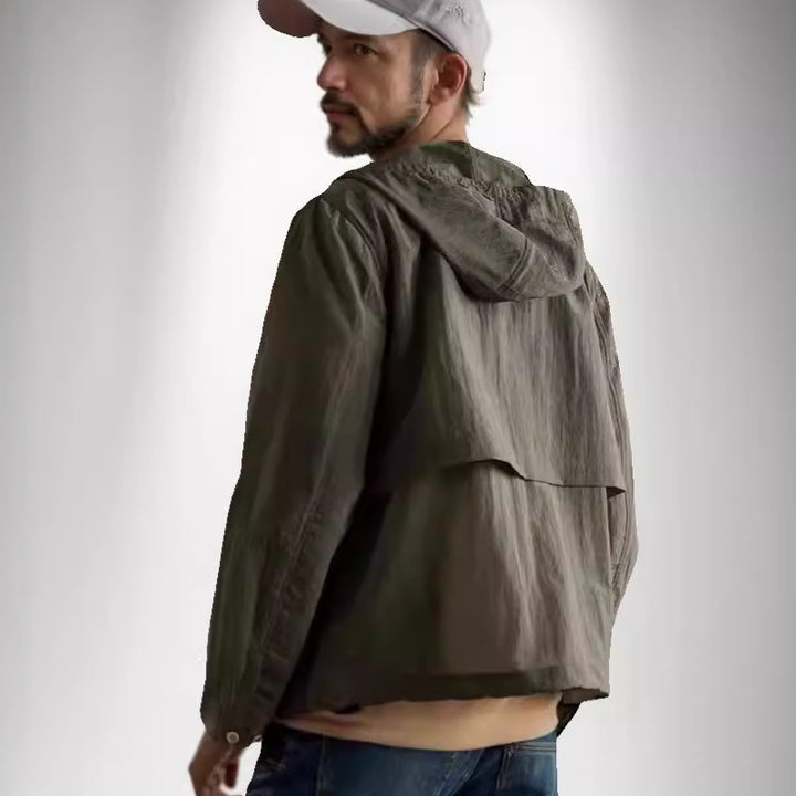 Herren leichte Jacke im lässigen Stil mit großzügigen Taschen Echoarchiv