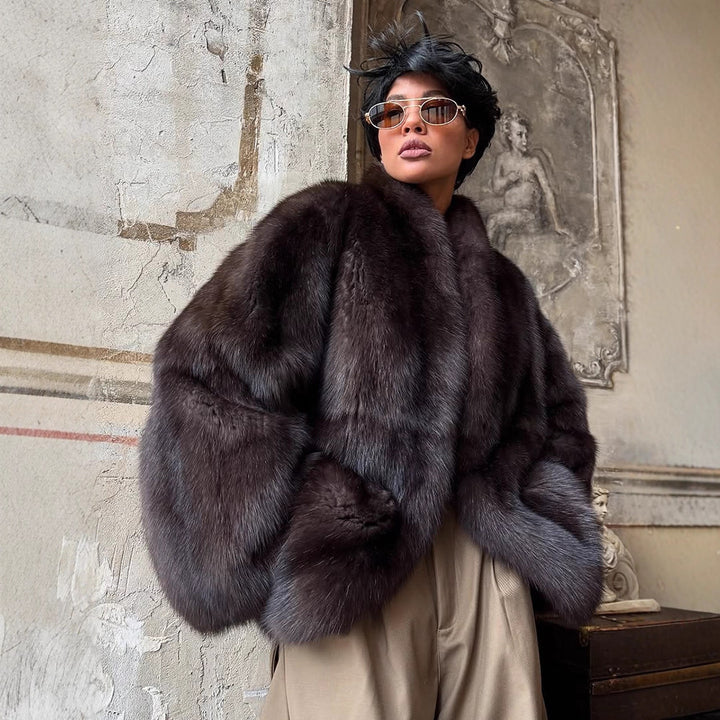 Damen Kurzpelzmantel im Boxy-Cut mit voluminösem Schalkragen Echoarchiv