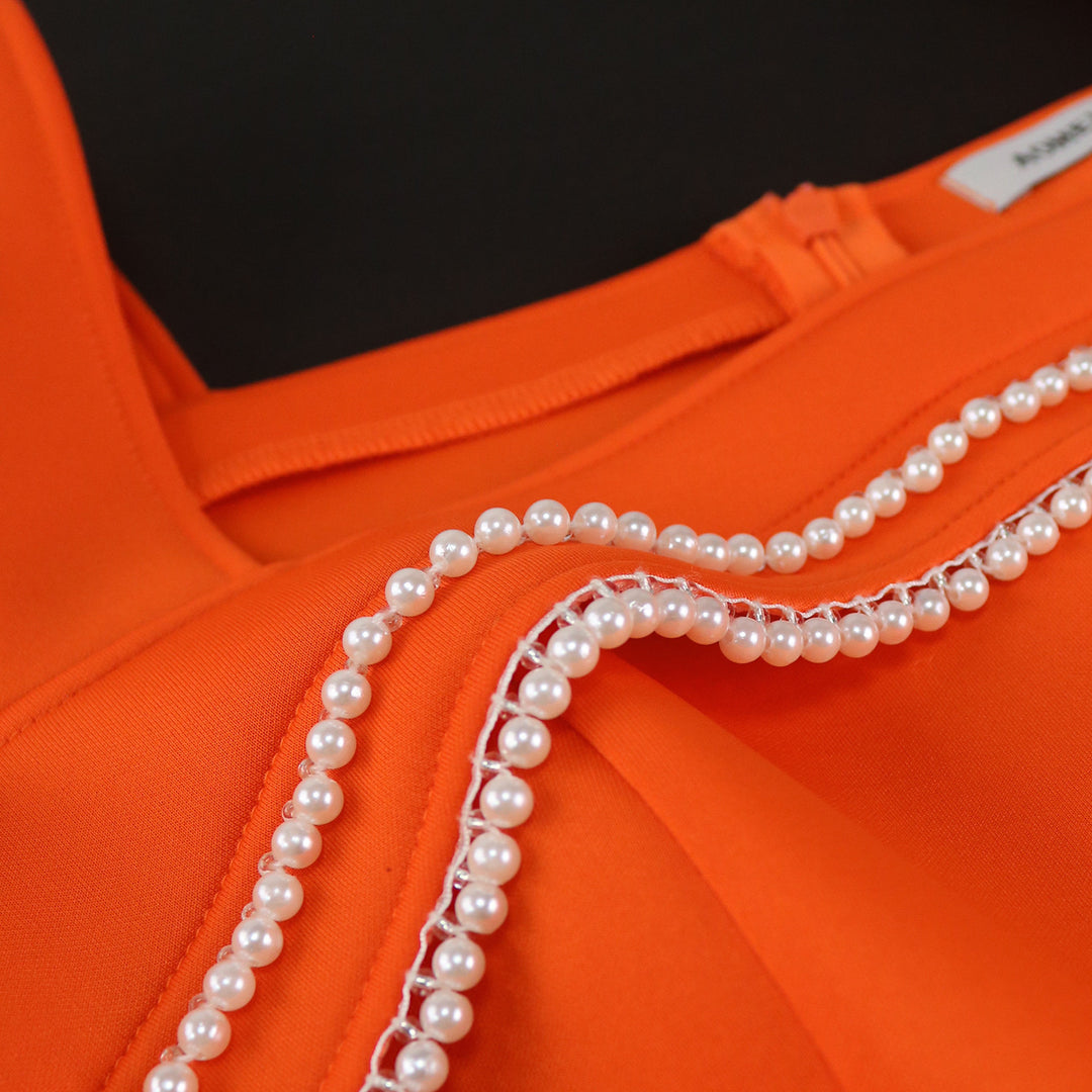 Damen Elegantes Maxikleid mit Puffärmeln und funkelnden Akzenten Echo Archiv