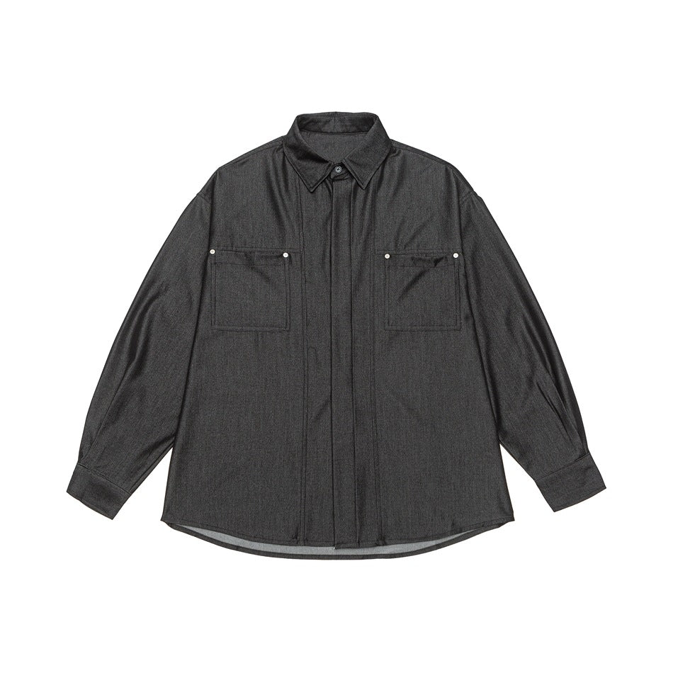 Herren Oversize Hemdjacke aus leichter Denim-Qualität mit verdeckter Knopfleiste und Brusttaschen Echoarchiv