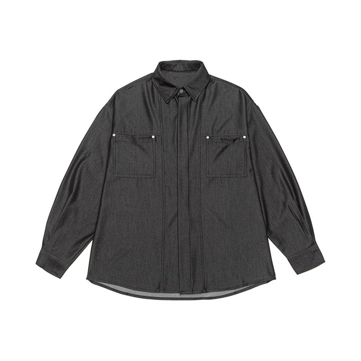 Herren Oversize Hemdjacke aus leichter Denim-Qualität mit verdeckter Knopfleiste und Brusttaschen Echoarchiv
