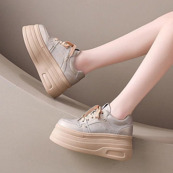 Damen Plateausneaker mit robustem Obermaterial und modischer Schnürung Echo Archiv