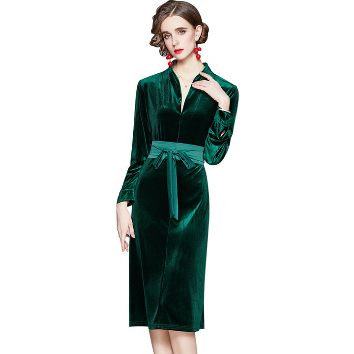 Damen Samt-Midikleid mit Stehkragen und tailliertem Bindegürtel – Élara