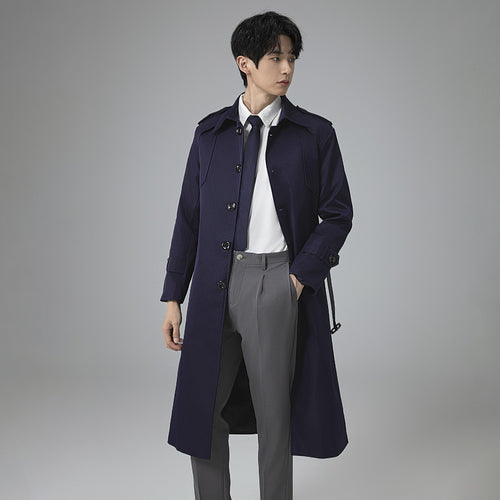Herren Trenchcoat mit Taillengürtel, Schulterklappen und klassischer Knopfleiste Echoarchiv