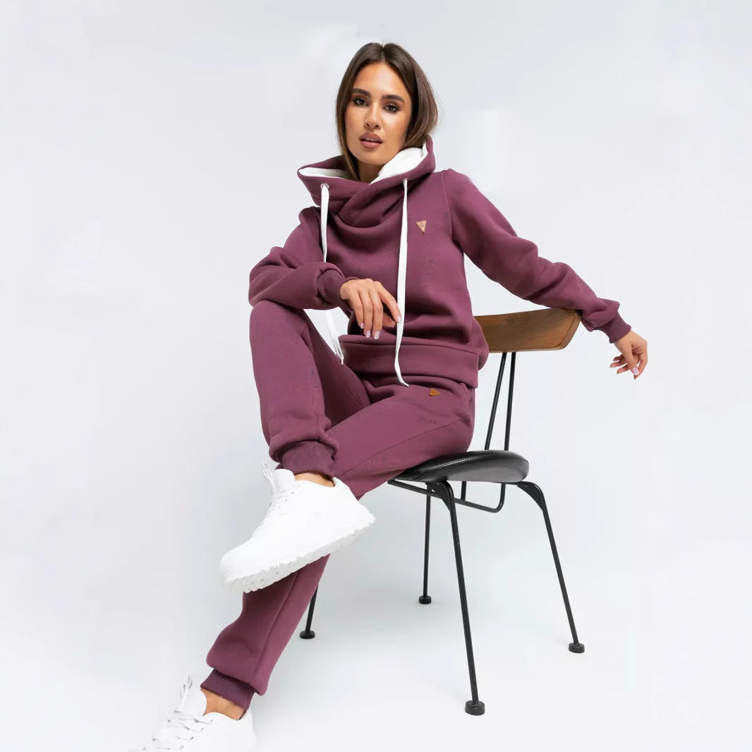 Damen Loungewear-Set mit Schalkragen-Hoodie und taillierter Jogginghose – Élanora