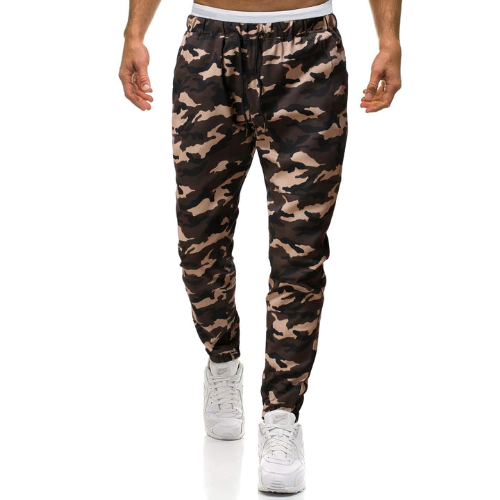 Herren Cargohose mit stylischem Camouflage-Design und elastischem Bund Echoarchiv