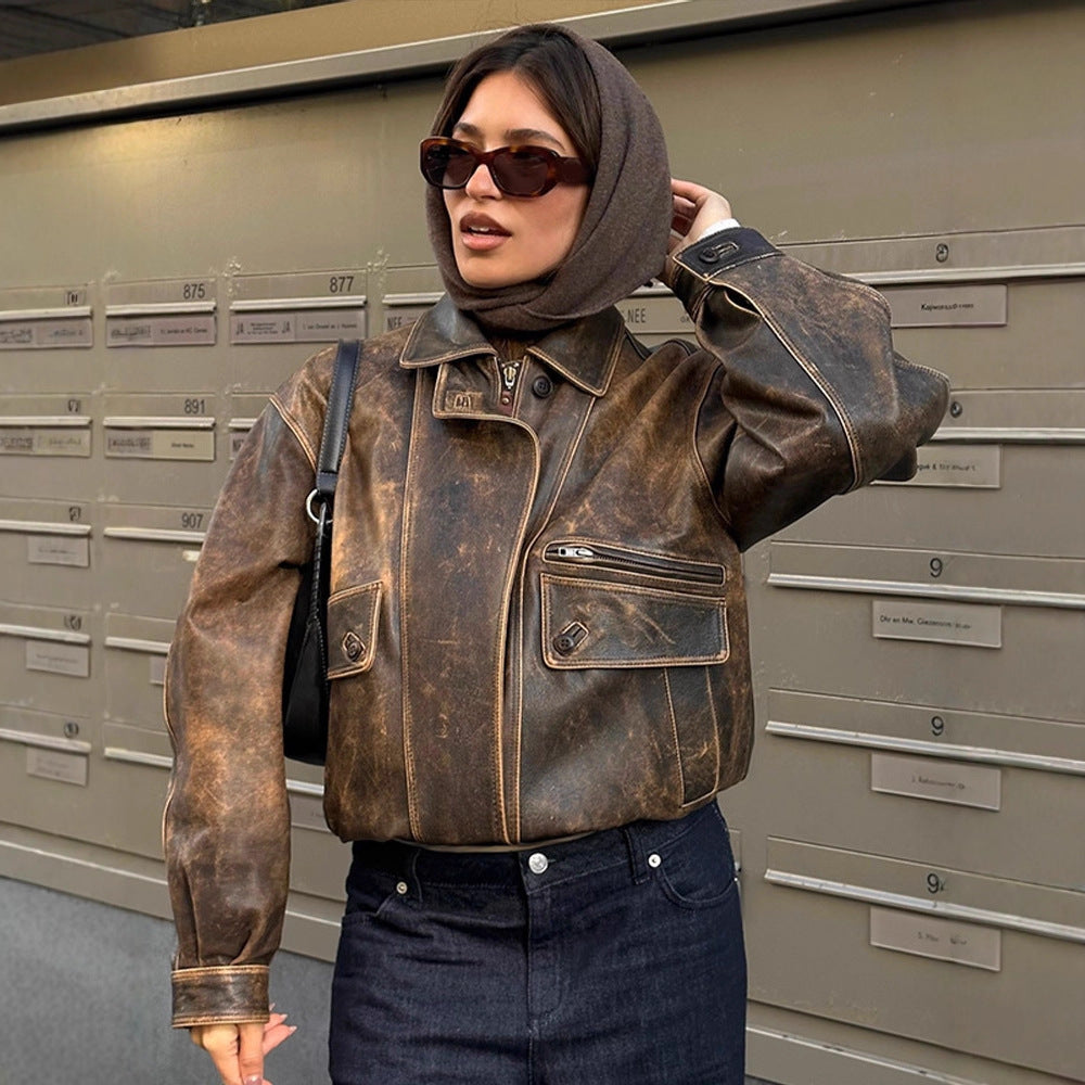 Damen Vintage-inspirierte Oversize Leder-Bomberjacke mit Used-Look Echoarchiv