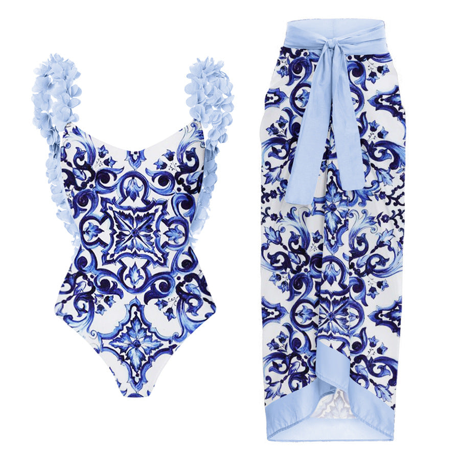 Damen eleganter Badeanzug mit Rüschendetails und passendem Maxirock Echo Archiv