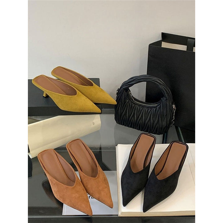 Damen Spitz zulaufende Schlupf‑Mules mit sculpted Kittenabsatz Echo Archiv