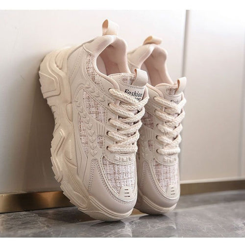 Damen Sportliche Stilsichere Sneakers mit markantem Design und dämpfender Sohle Echo Archiv