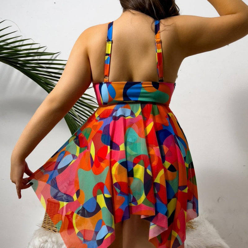 Damen vielseitiges Strandkleid mit modischem Schnitt und buntem Muster Echo Archiv