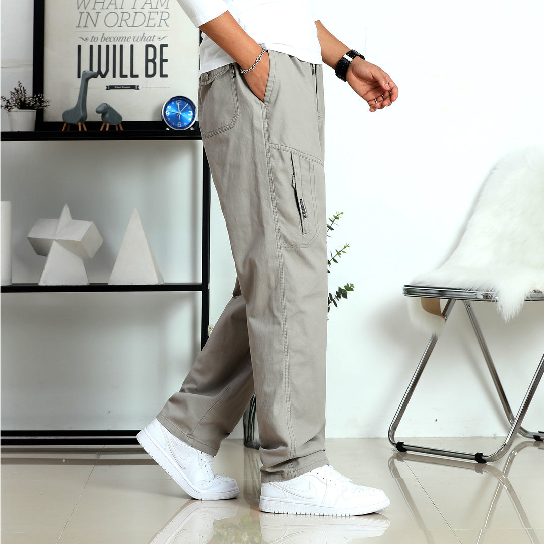 Herren Weite Cargohose im Utility‑Stil mit seitlicher Reißverschlusstasche und ergonomischen Nähten Echo Archiv
