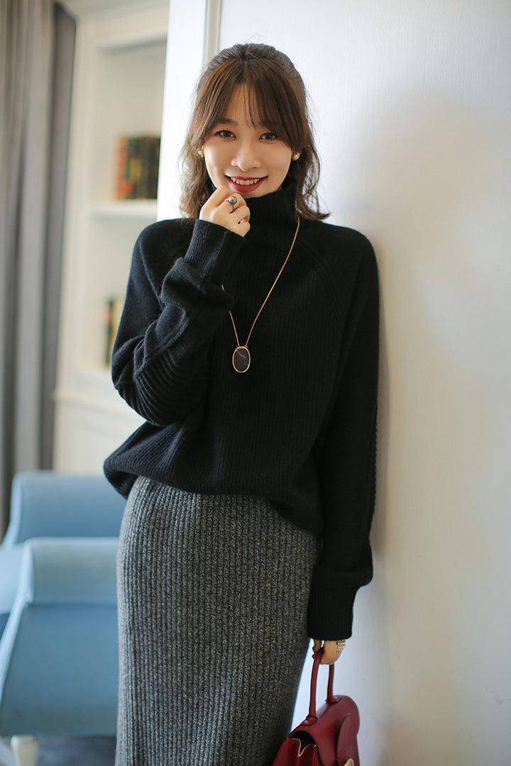 Damen Rollkragenpullover aus feinem Rippstrick mit Raglanärmeln und legerer Silhouette Echoarchiv