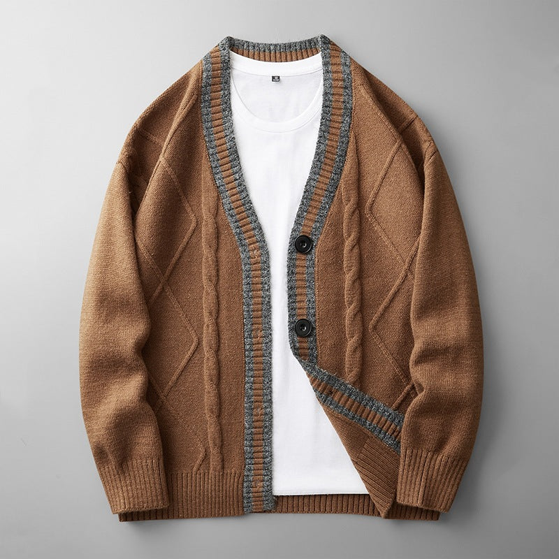 Herren Strickcardigan mit Zopfmuster, V-Ausschnitt und Kontrastkante Echoarchiv