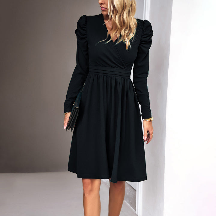 Damen Wickel-Midikleid mit Puffärmeln, betonter Taillenpasse und weit schwingendem Rock – Élara