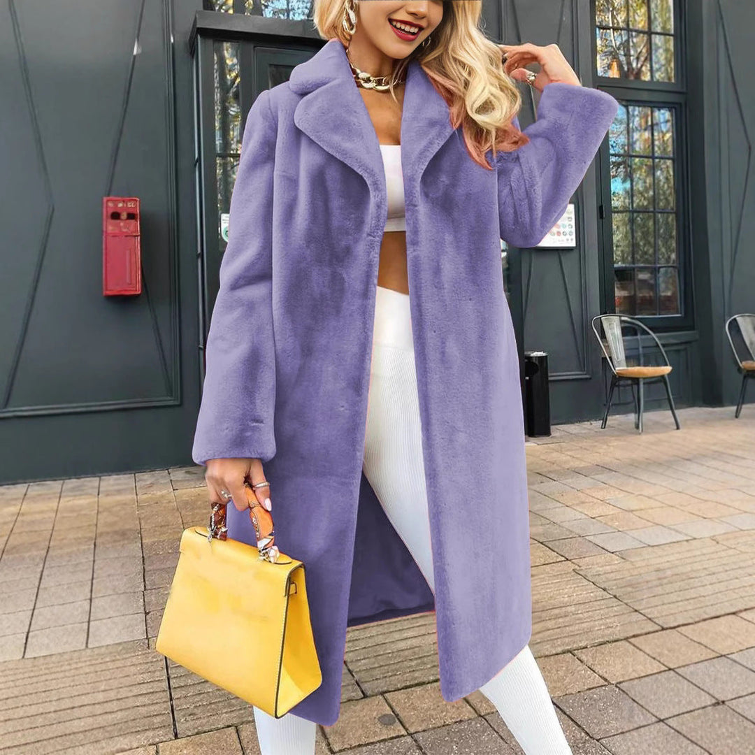 Damen Kuschelige Oversized Jacke aus weichem Material Echoarchiv