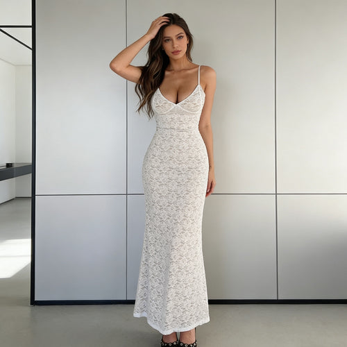 Damen Figurbetontes Spitzen-Maxikleid mit schmalen Spaghetti-Trägern Echo Archiv