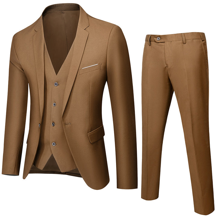 Herren nan dreiteiliges Business-Anzugset mit tailliertem Einreiher-Sakko, schmal geschnittener Weste und elegant geschnittener Anzughose Echo Archiv