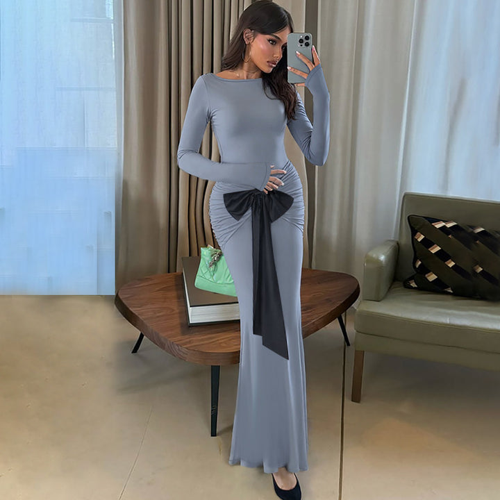 Damen Enganliegendes Maxikleid mit geraffter Hüftpartie und dekorativer Schleife – Avérine