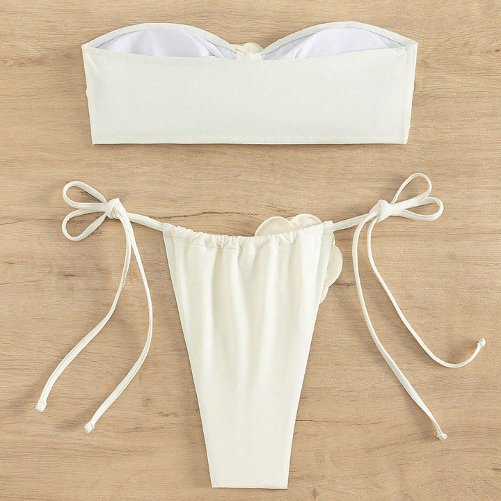 Damen Bandeau-Bikini mit dekorativen Blumenapplikationen Echo Archiv