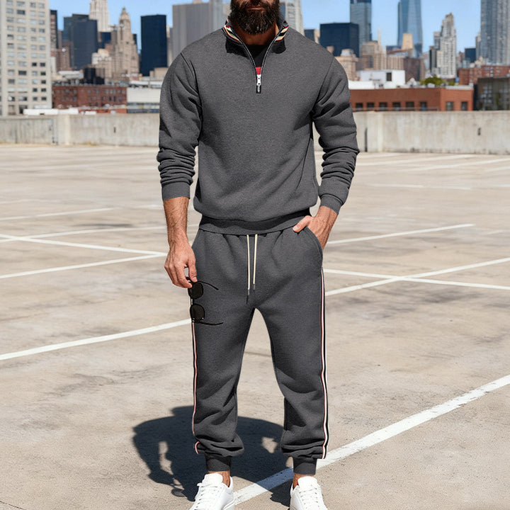 Herren nan stylisches Jogginganzug-Set mit Halbzip, gestreiften Seitenstreifen und konischer Joggerhose Echo Archiv