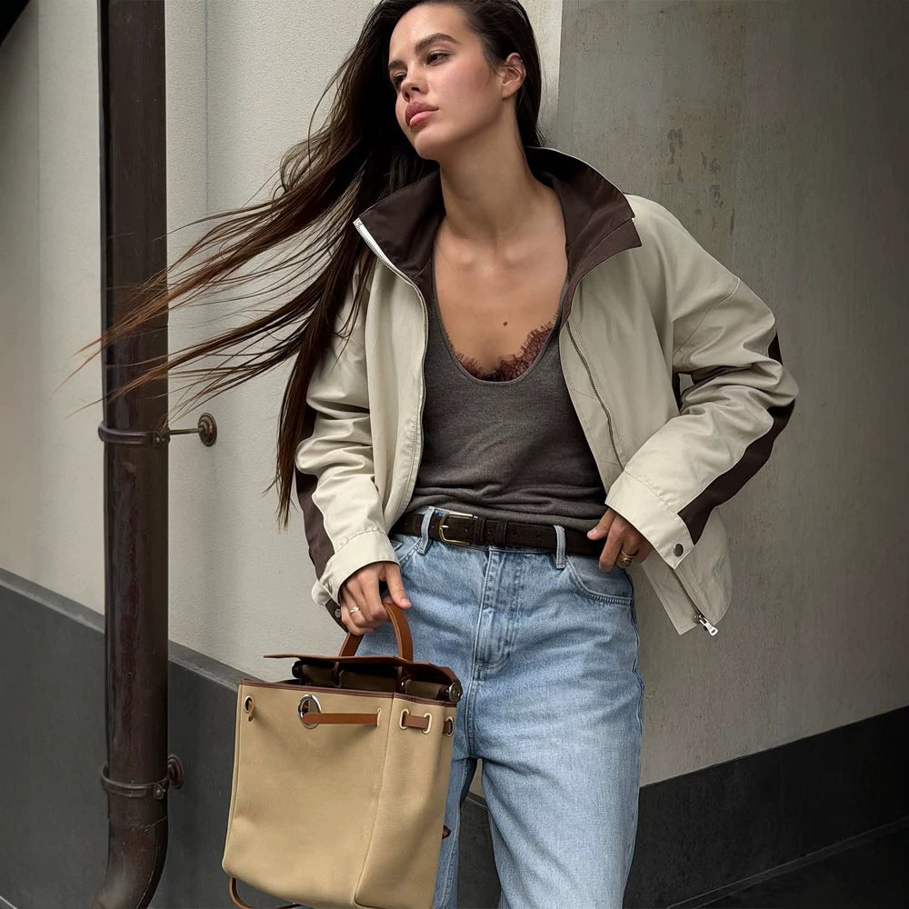 Damen Leichte Bomberjacke im Colorblock‑Stil mit hohem Stehkragen Echoarchiv
