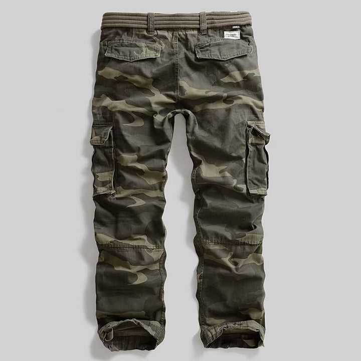 Herren Cargohose mit multifunktionalen Taschen und modernem Camouflagemuster Echoarchiv