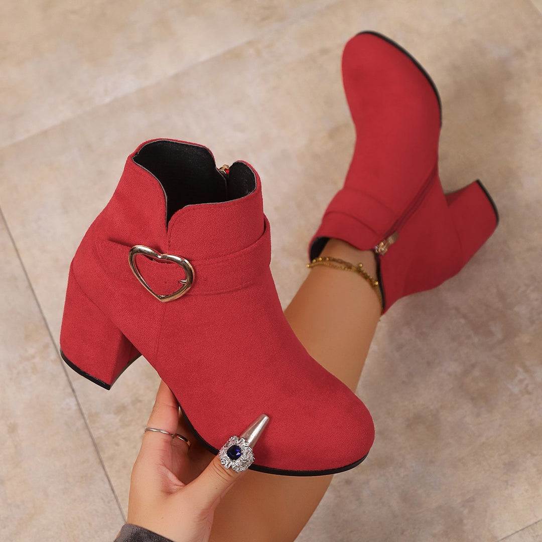 Damen Ankle‑Boots mit Blockabsatz und Herzschnalle Echoarchiv